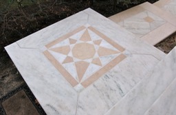 Marble landing with inlay design